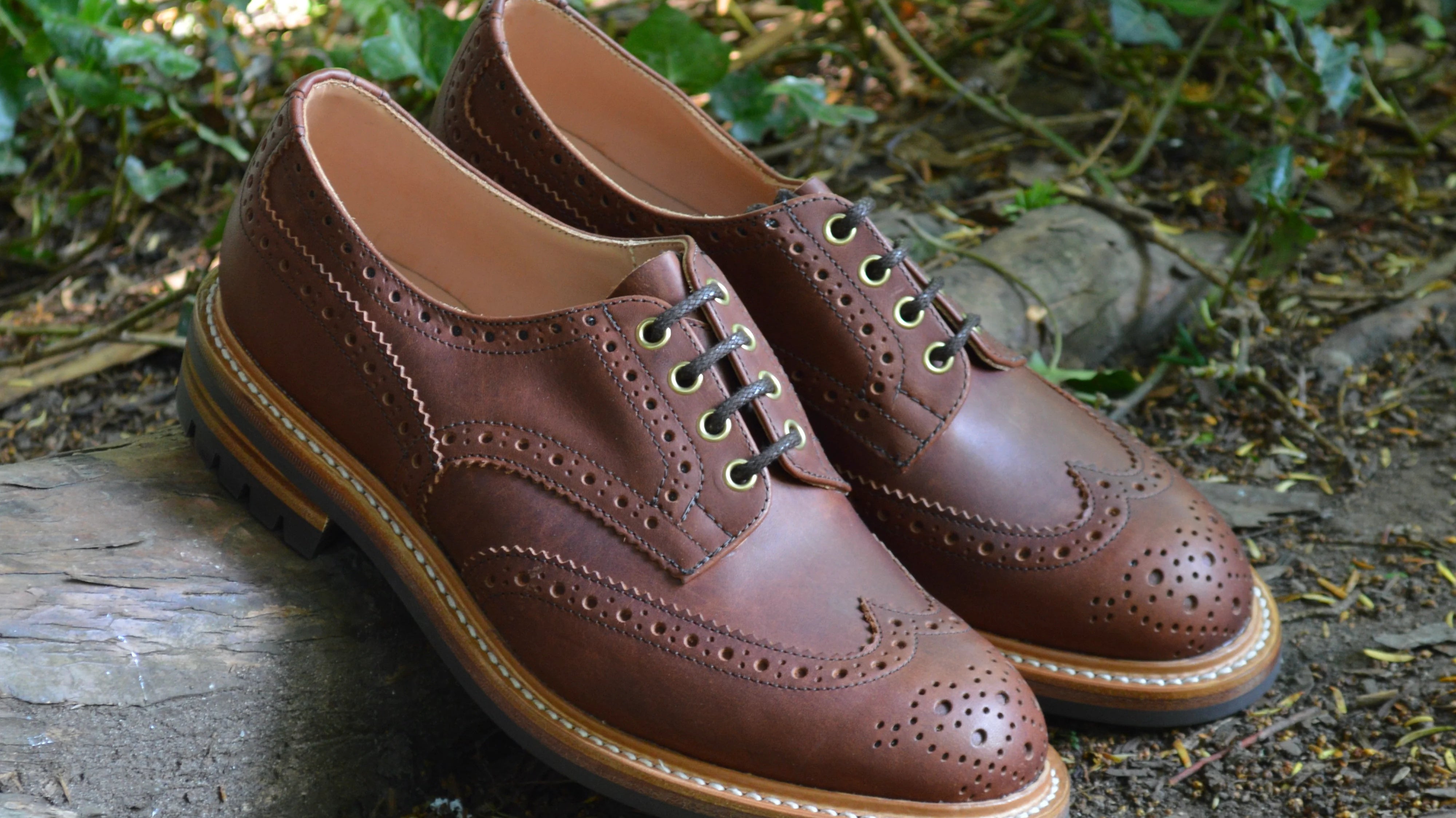 INTRODUCING THE NEW TRICKER’S PAMPUS PULL-UP LEATHER RANGE