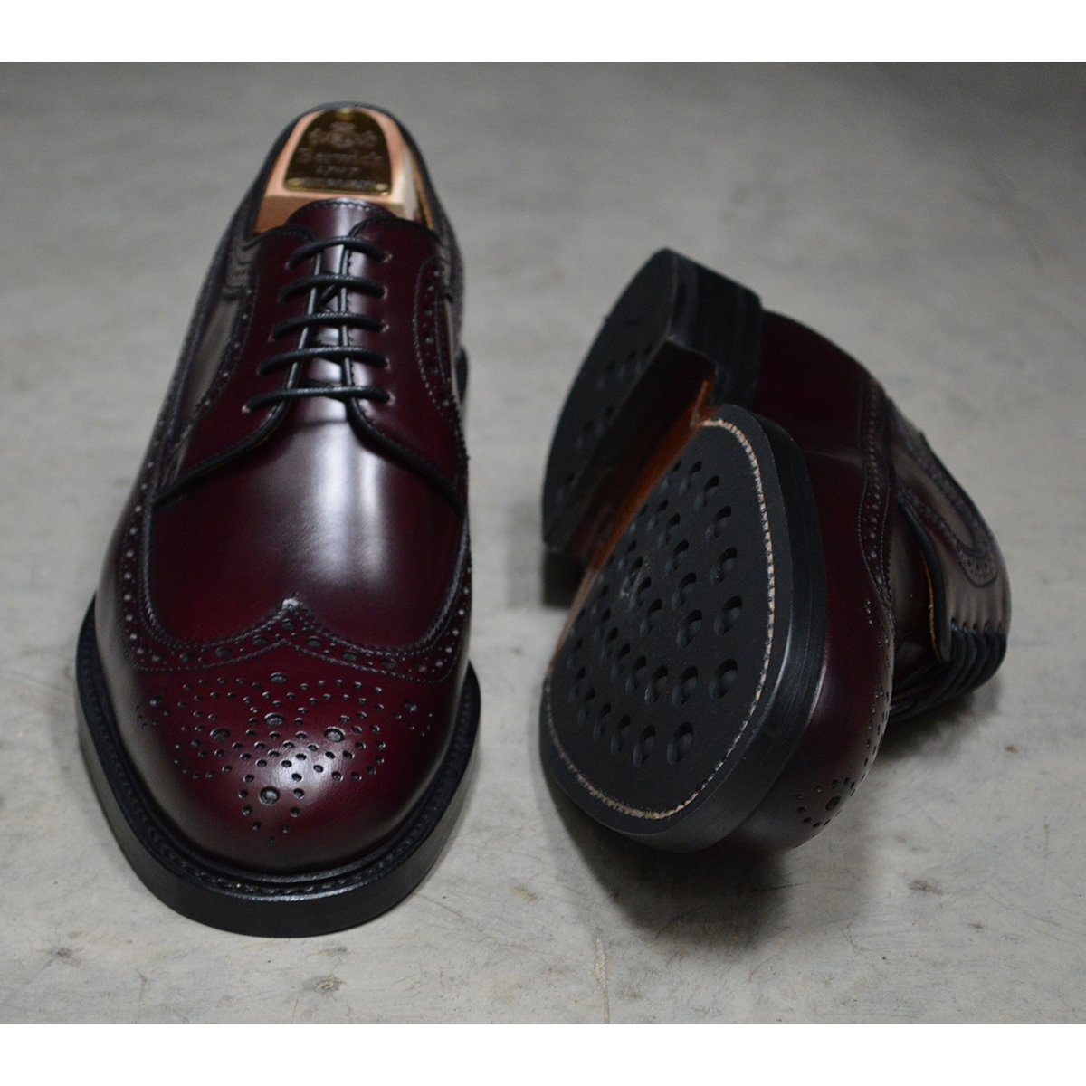 Berwick 1707 Long Wing Brogue (3681) Burgundy – A Fine Pair