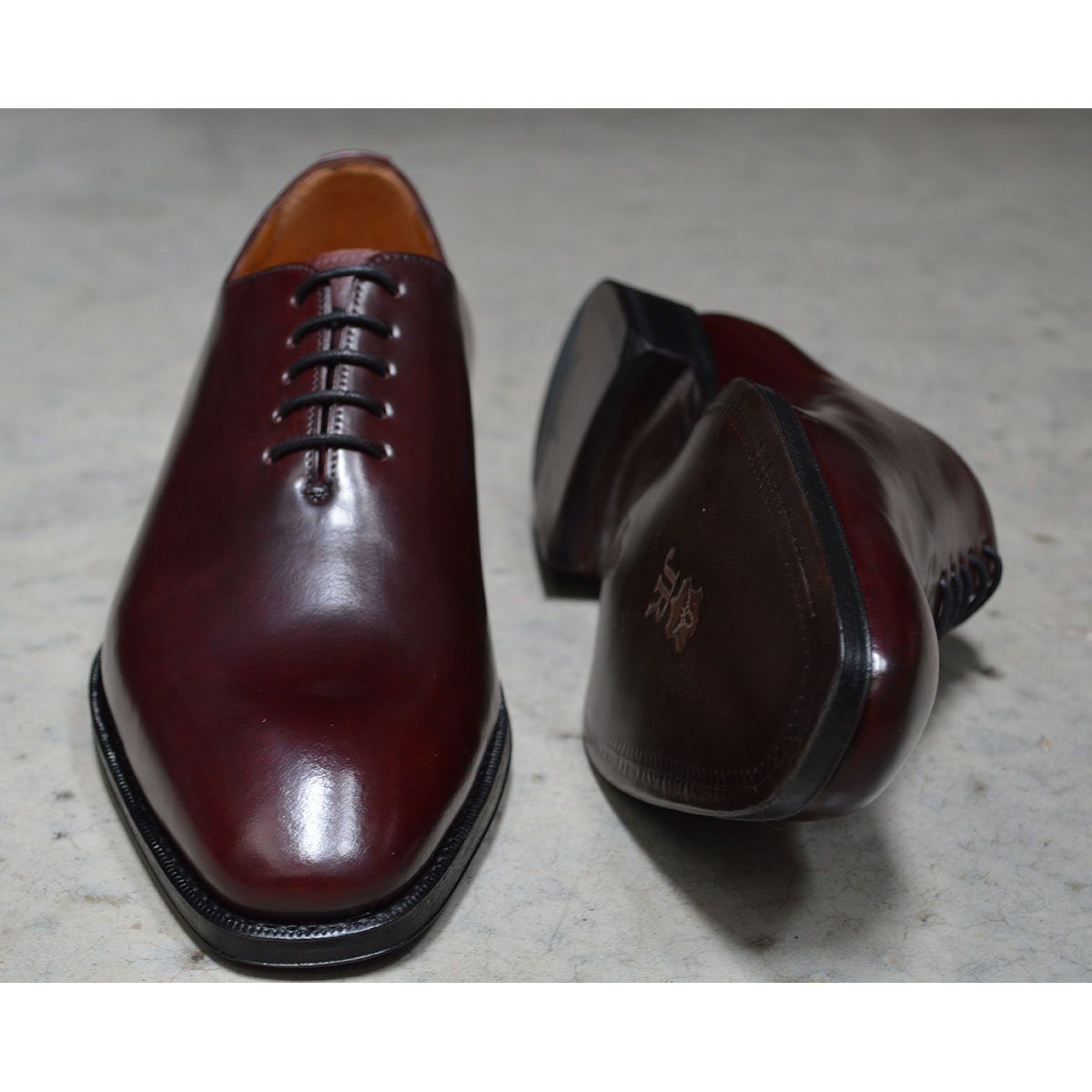 Berwick 1707 Premium Grade Cordovan Wholecut 5216 Red Brown